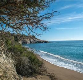 8 bedroom luxury villa with pool near Koutsounari, sleeps 16